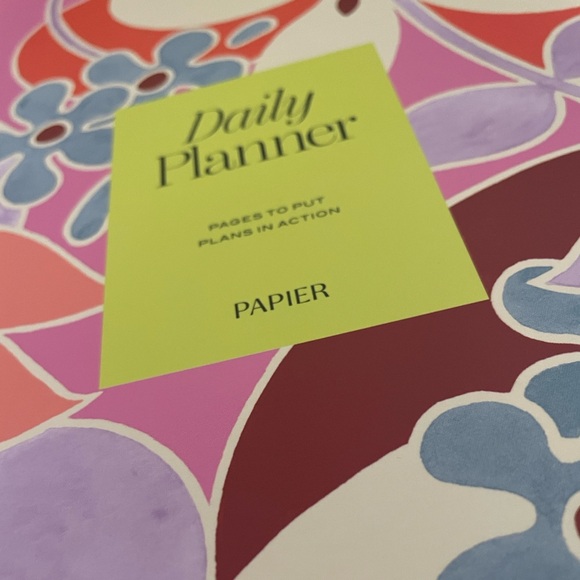 Papier Undated Daily Planner - Picture 2 of 7